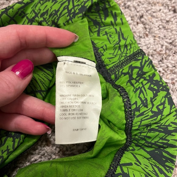 Reebok sports bra, small - Picture 4 of 4